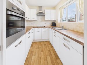KITCHEN- click for photo gallery